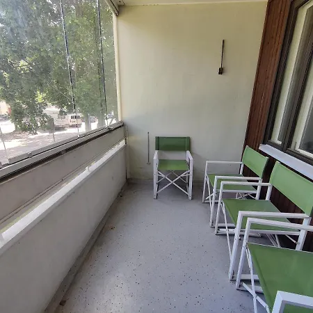 아파트 Cozy W Balcony In A Calm Area *